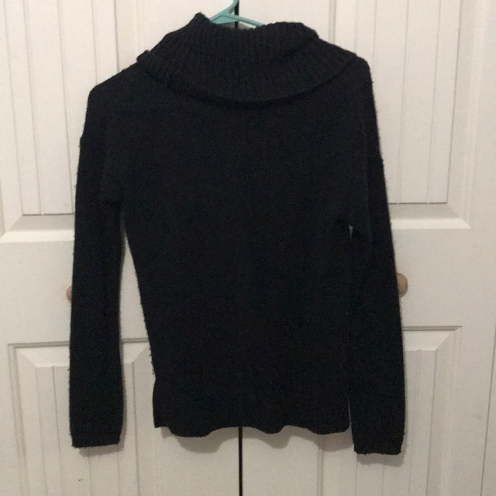 Black chunky turtleneck